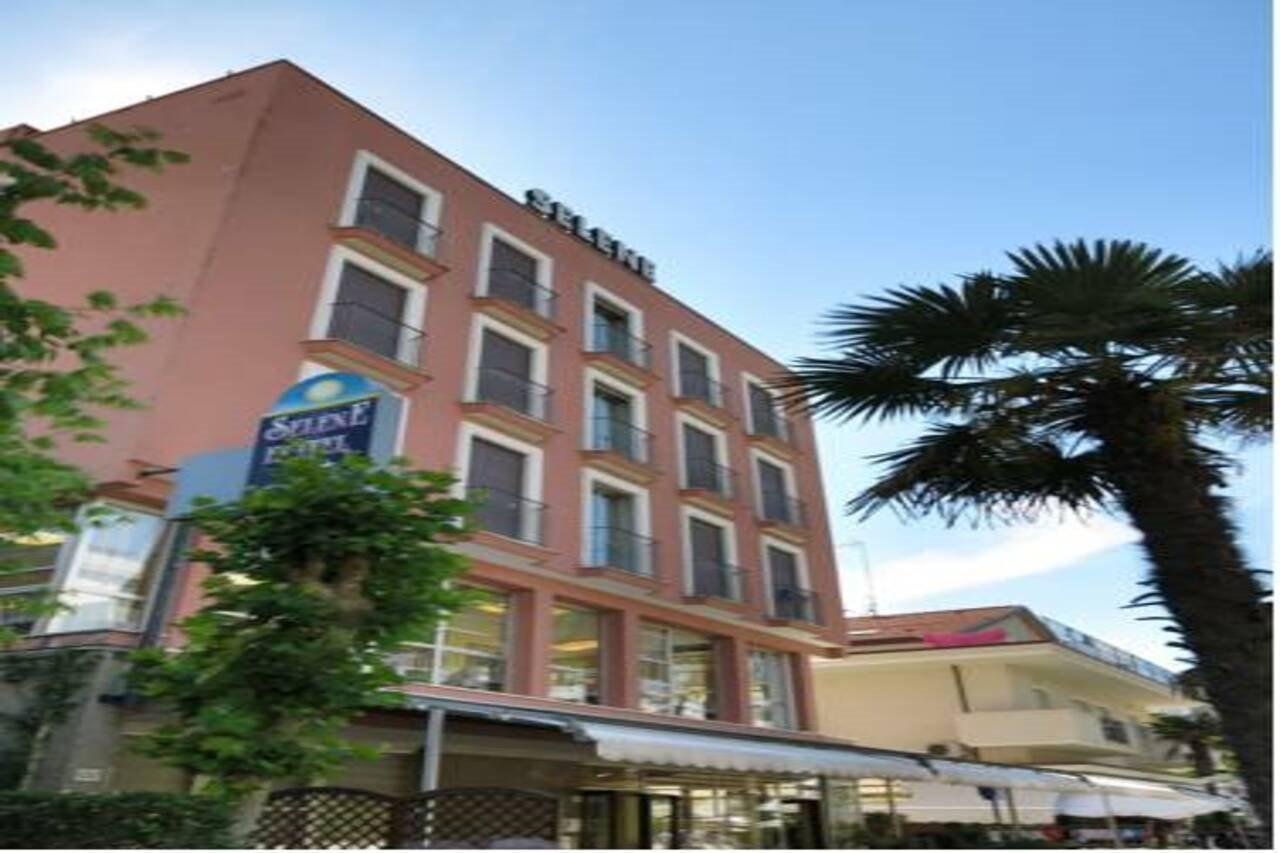 Hotel Selene - Vista Mare Риччоне Экстерьер фото