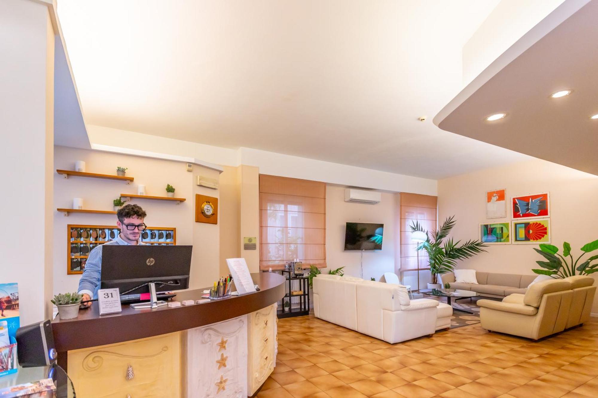 Hotel Selene - Vista Mare Риччоне Экстерьер фото